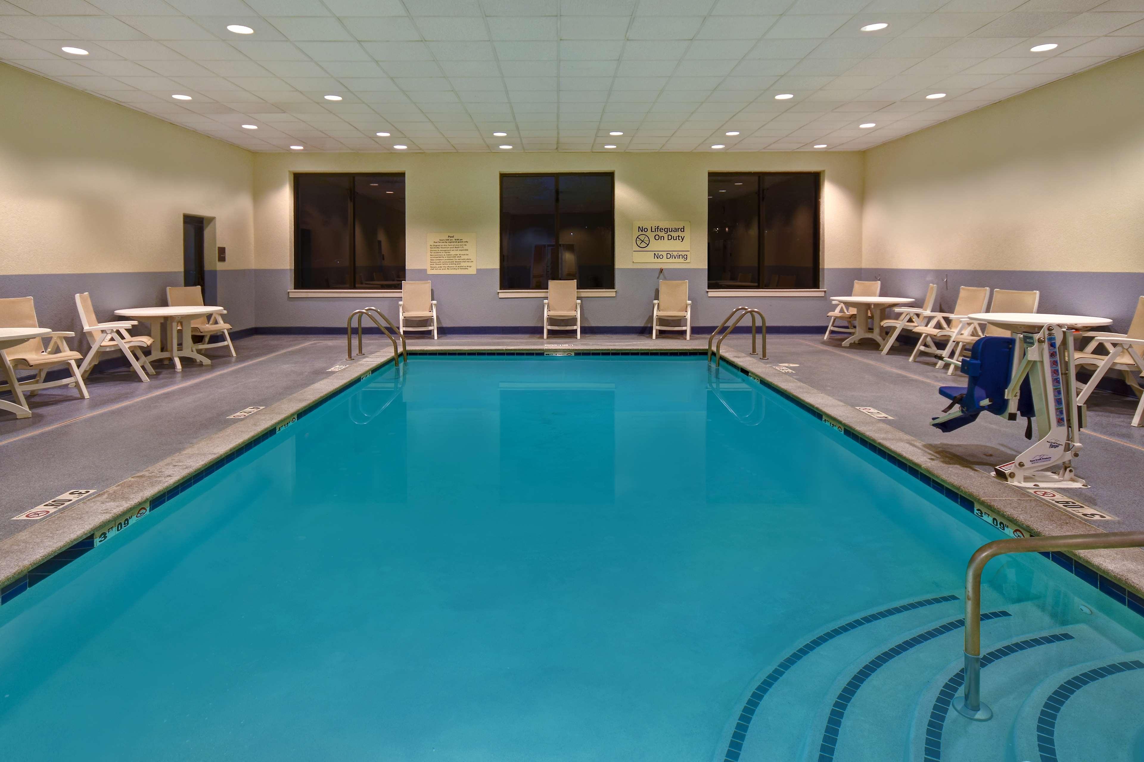 Hampton Inn White River Junction Bagian luar foto