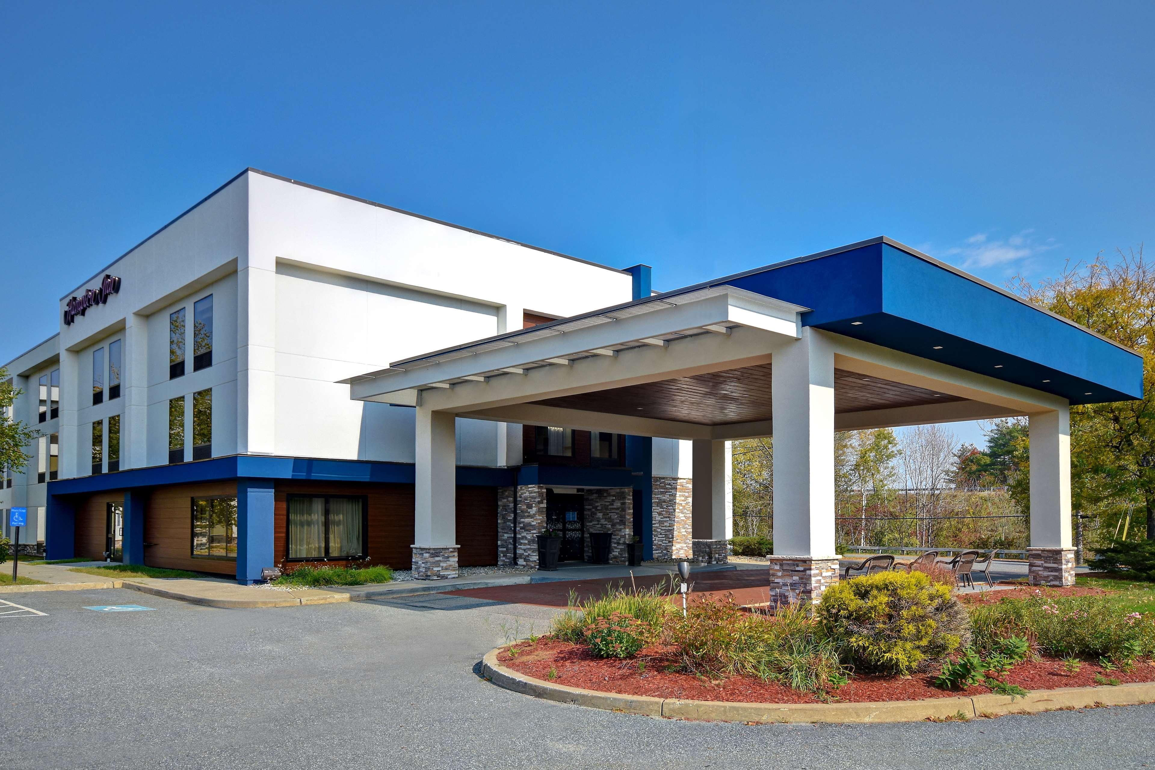 Hampton Inn White River Junction Bagian luar foto